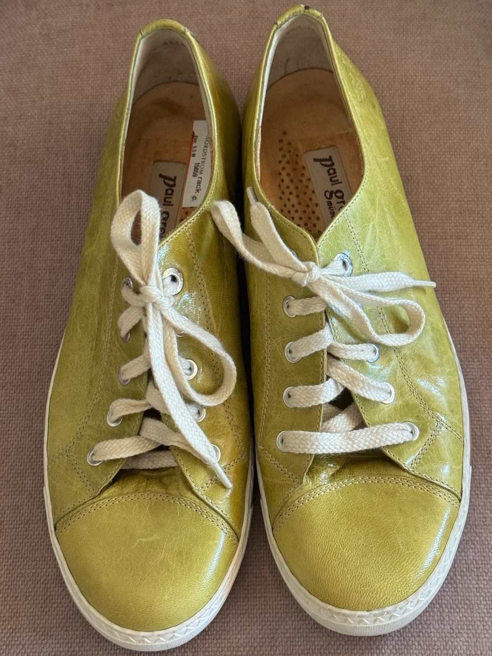 NEW Paul Green Sneakers in Chartruese